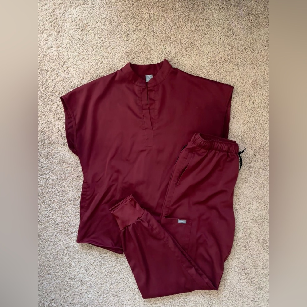 SCRUB SET  MEDIUM